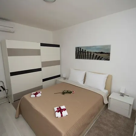 Piccolo Paradiso דירה